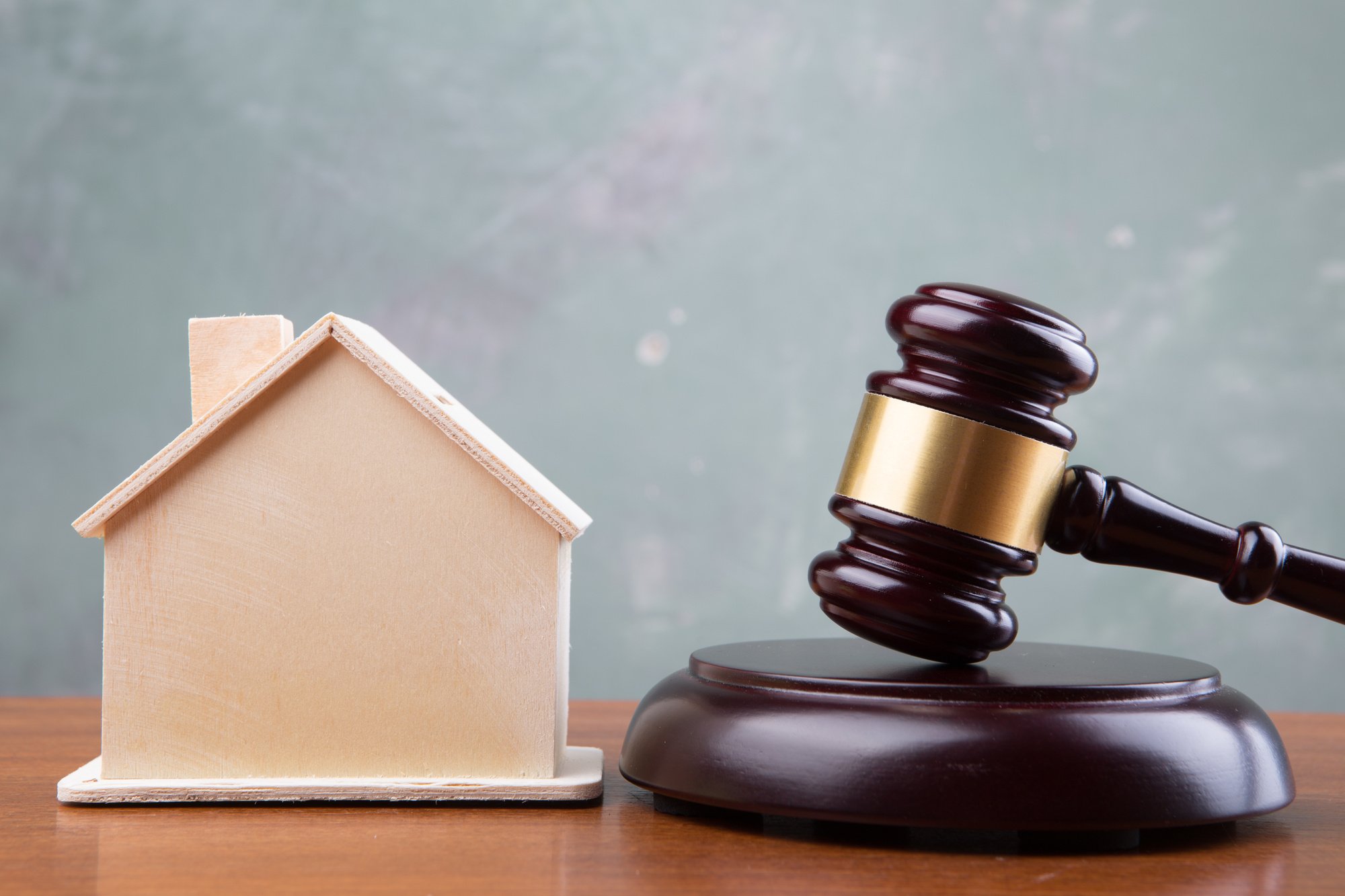 Real Estate Auctions: Buying and Selling Properties with Confidence
